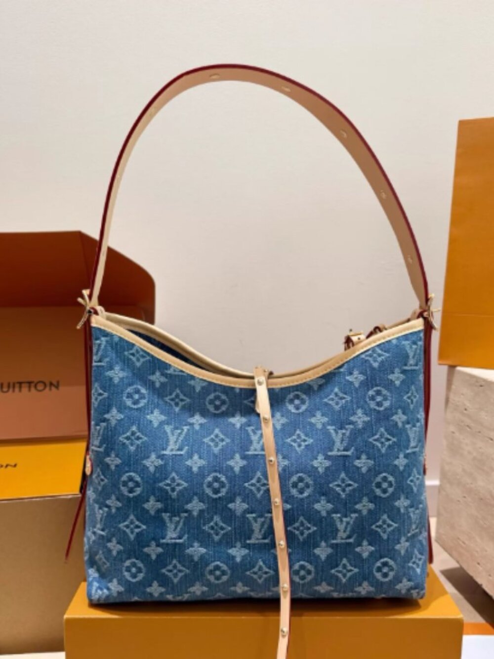 LOUIS VUITTON Carryall Denim shoulder handbag